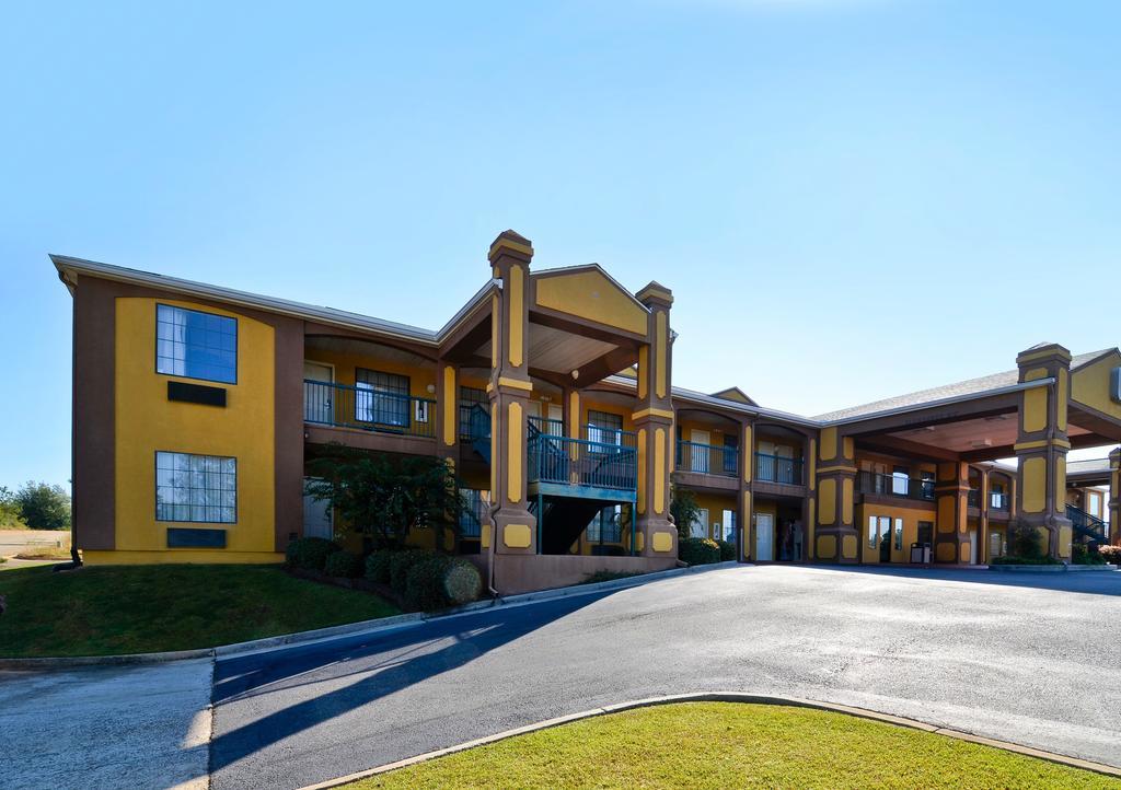 Peach State Inn & Suites Hawkinsville Dış mekan fotoğraf