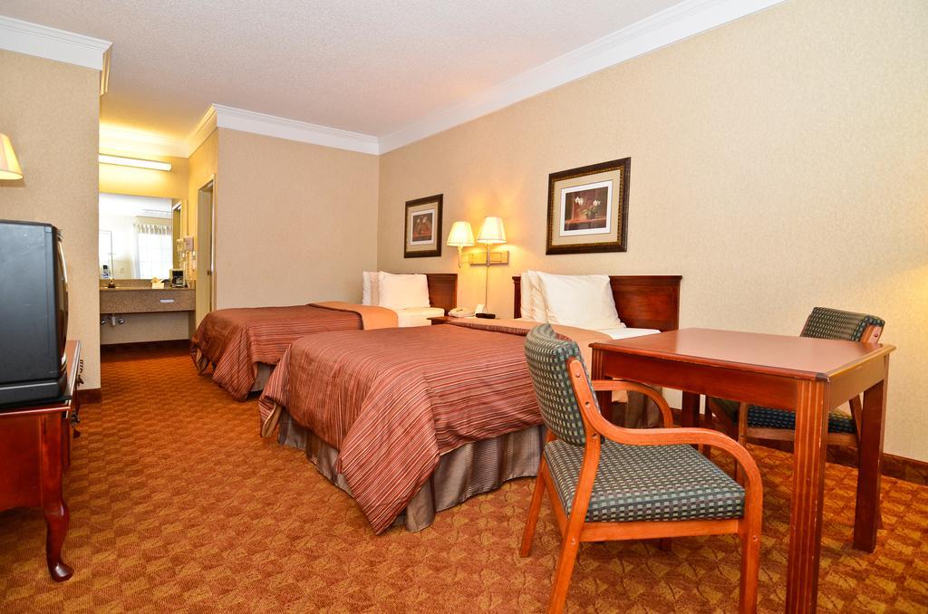 Peach State Inn & Suites Hawkinsville Dış mekan fotoğraf