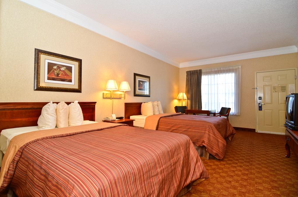 Peach State Inn & Suites Hawkinsville Dış mekan fotoğraf