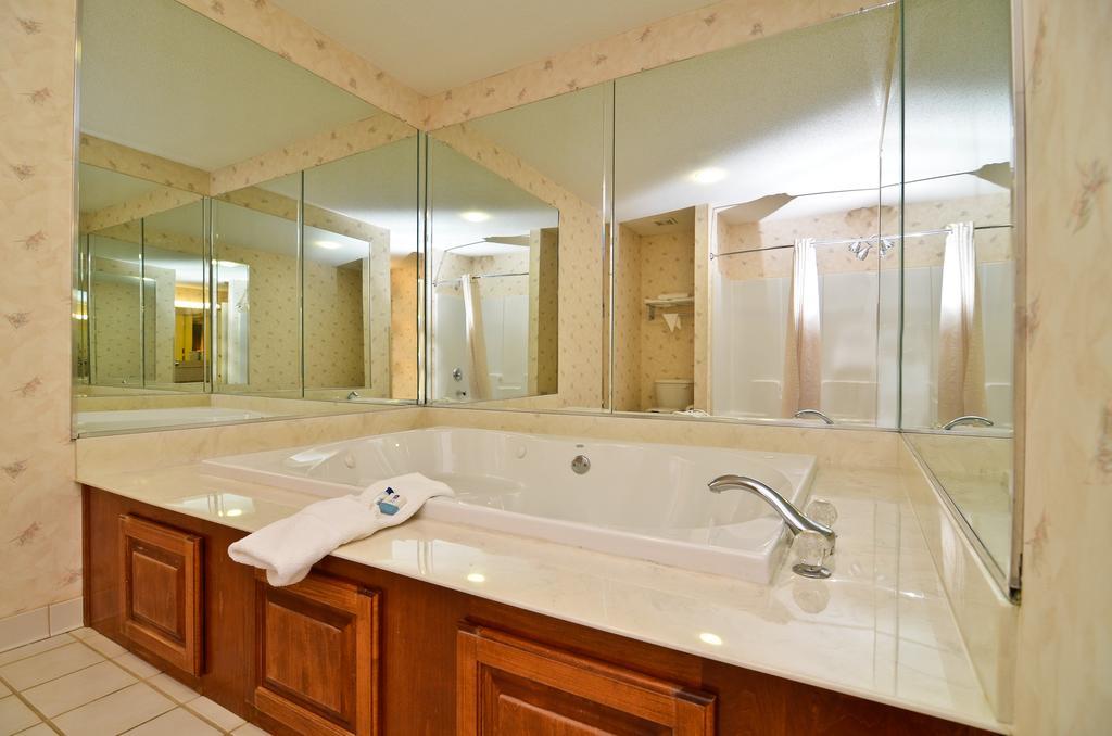 Peach State Inn & Suites Hawkinsville Dış mekan fotoğraf