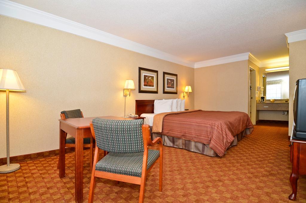 Peach State Inn & Suites Hawkinsville Dış mekan fotoğraf