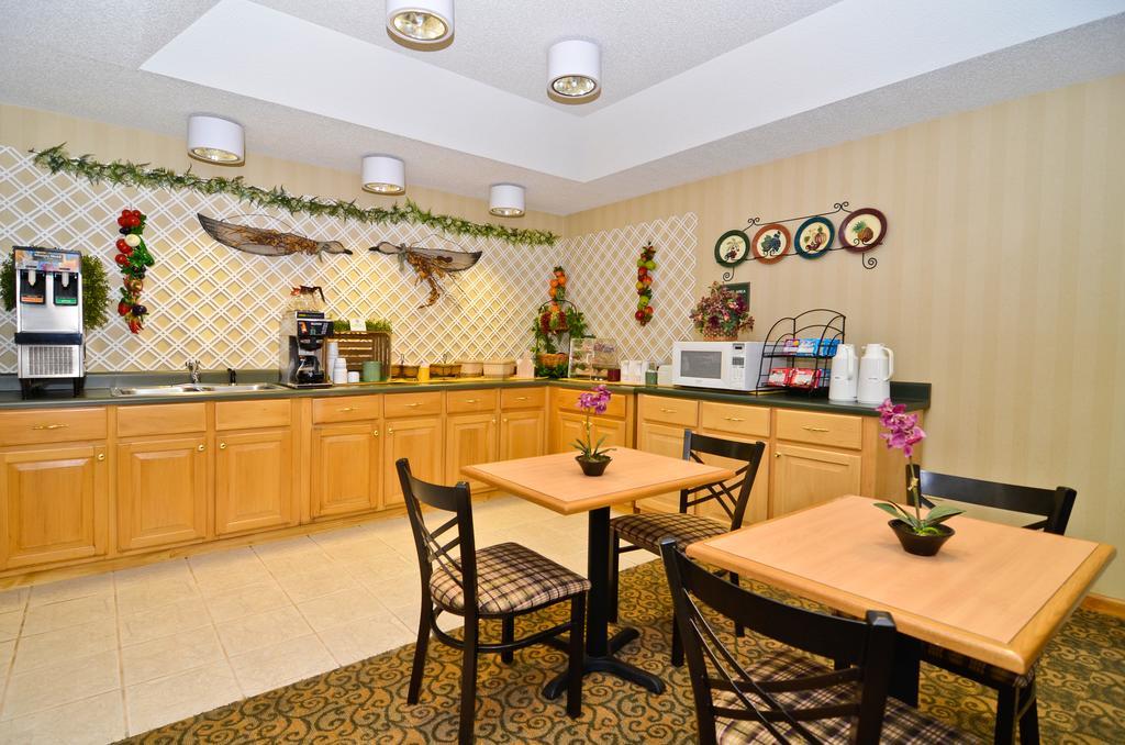 Peach State Inn & Suites Hawkinsville Dış mekan fotoğraf