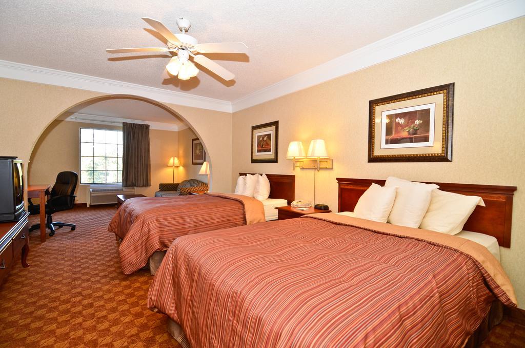 Peach State Inn & Suites Hawkinsville Dış mekan fotoğraf